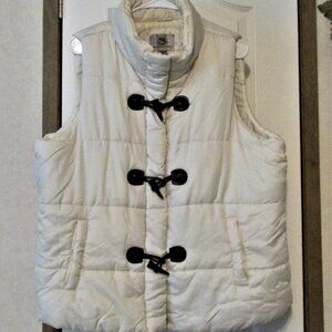 Inked & Faded Toggle Puff Zipper Vest